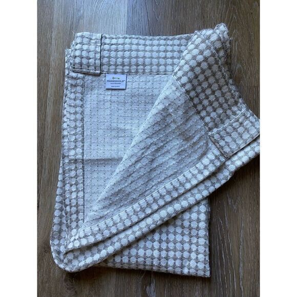 Threshold White and Silver Half 1 Window Curtain - Picture 3 of 5